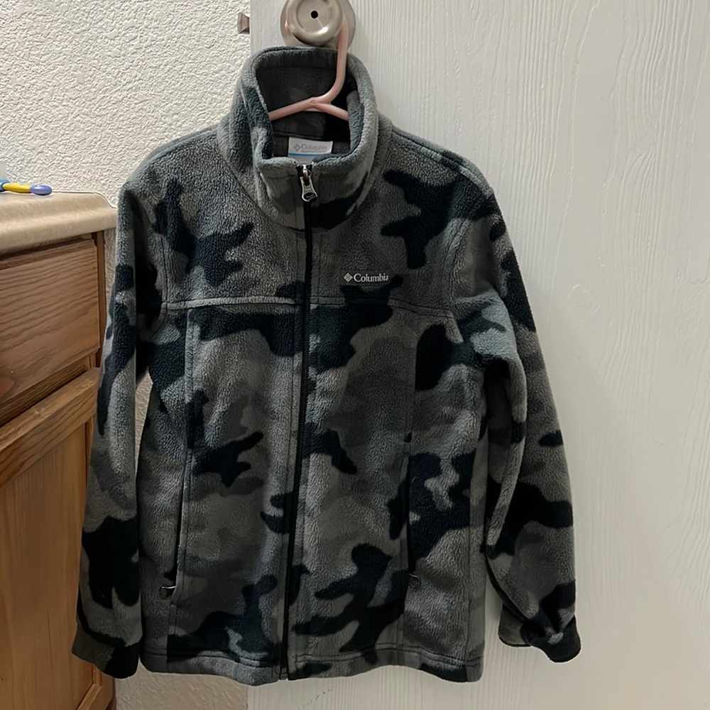 Columbia Boy Fleece Jacket, Size S (8)